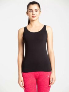 1539 black tank top